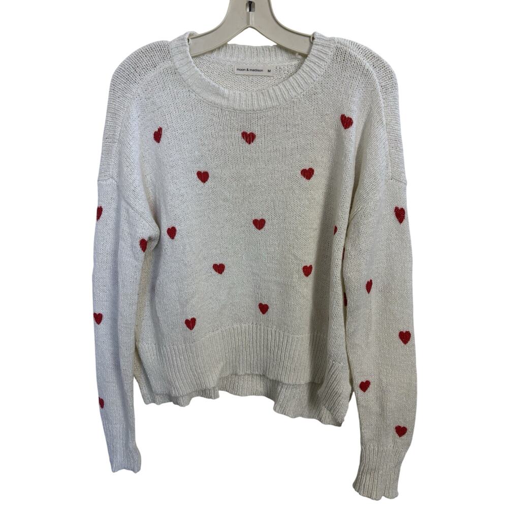Moon & Madison White Red Heart Sweater Size Medium Valentine’s